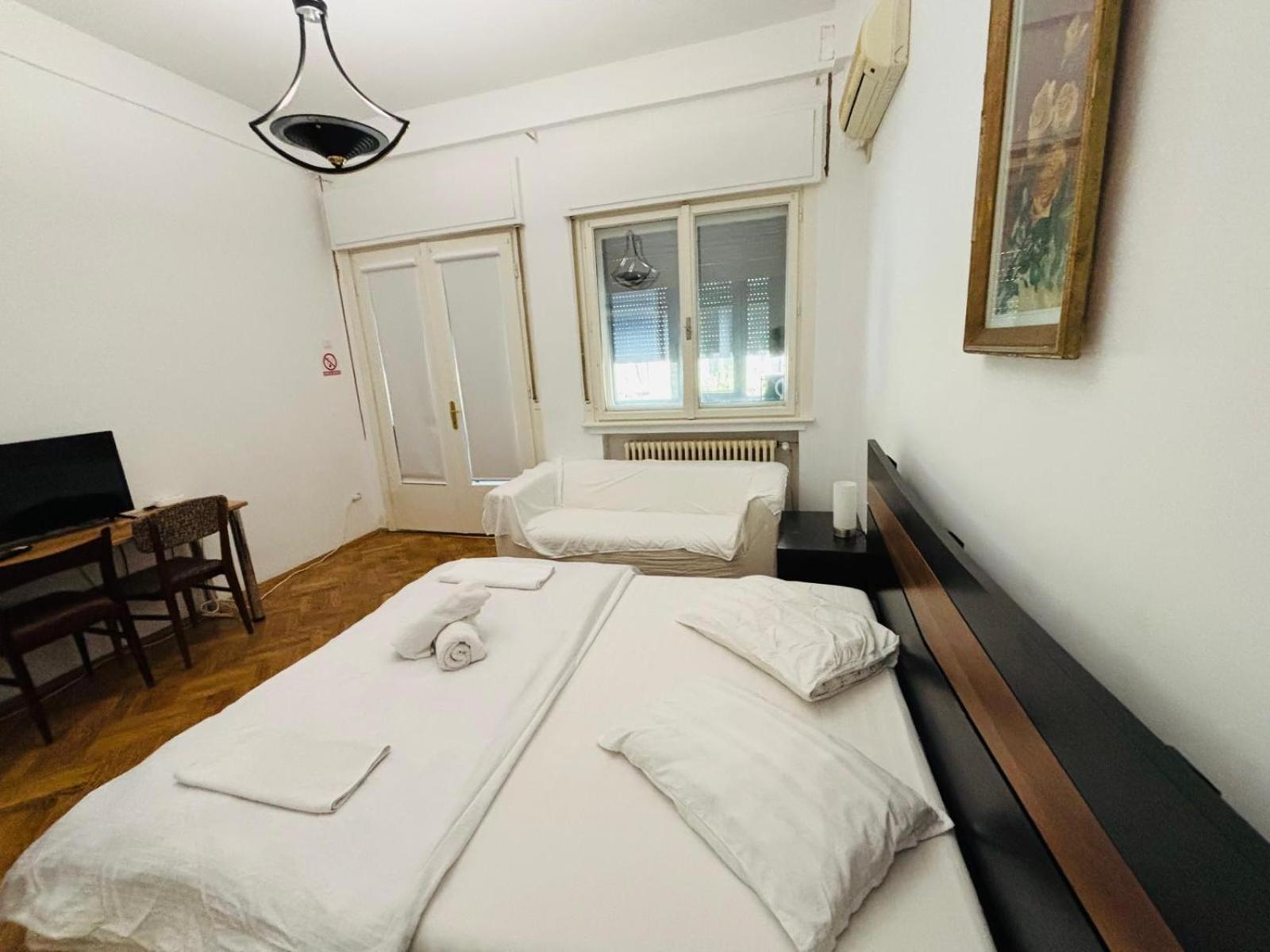 Iancu Apartments Bukarest Eksteriør billede
