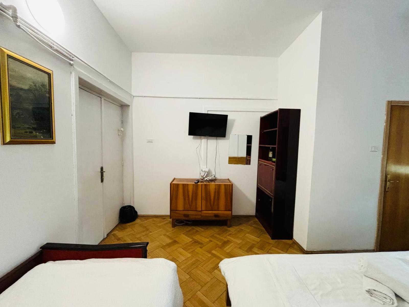 Iancu Apartments Bukarest Eksteriør billede